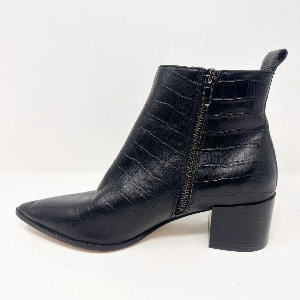Saks Fifth Avenue Ankle Bootie Sz 7.5M Emerson Croc-embossed Leather Block Heel